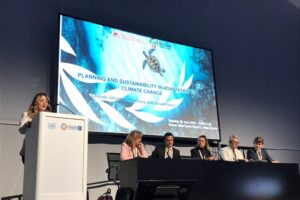 FWbPYbgWQAIOL7z (1) FWbPYbgWQAIOL7z (1)