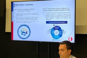 FWbPbwYWAAIlKnr FWbPbwYWAAIlKnr