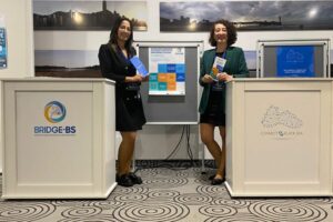 FeESktUXgAArawR FeESktUXgAArawR