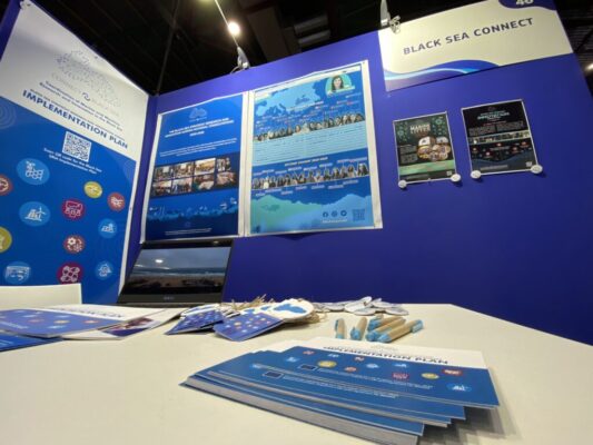 Fw9fD2bXsAEHELb (1) Fw9fD2bXsAEHELb (1)